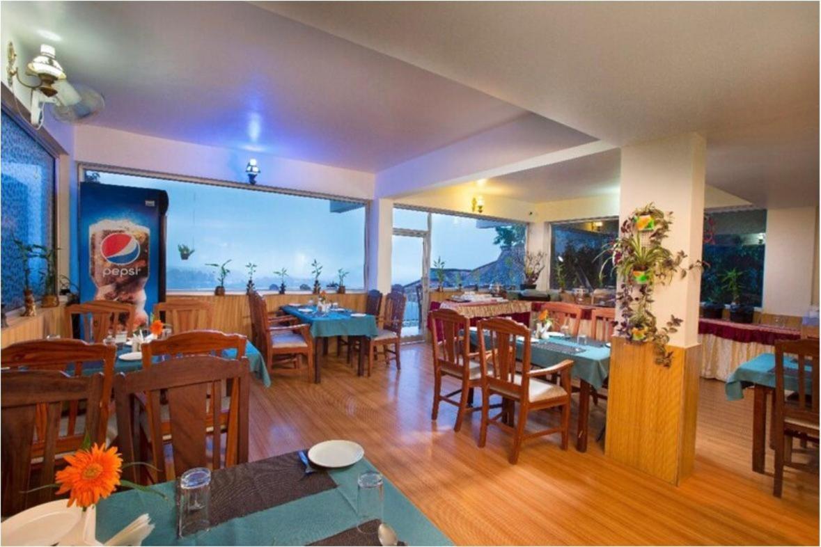 Lazo Golden Valley Resort , Munnar Bagian luar foto